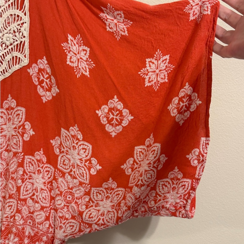 Bobeau Boho Crochet Lace Floral Blouse Coral White Peasant Top M - Picture 8 of 10